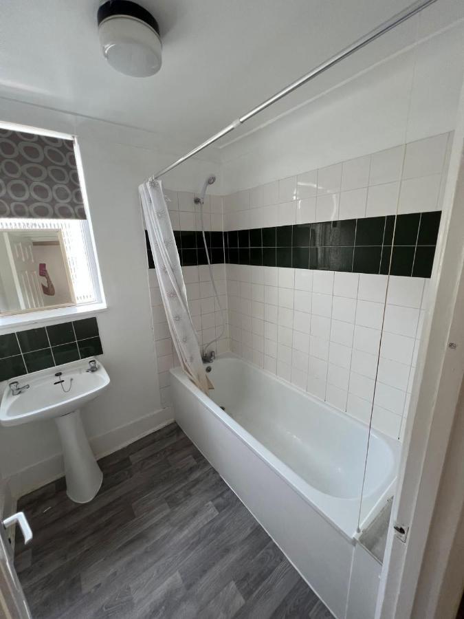 East London 2 Bedroom Apartment Eksteriør bilde