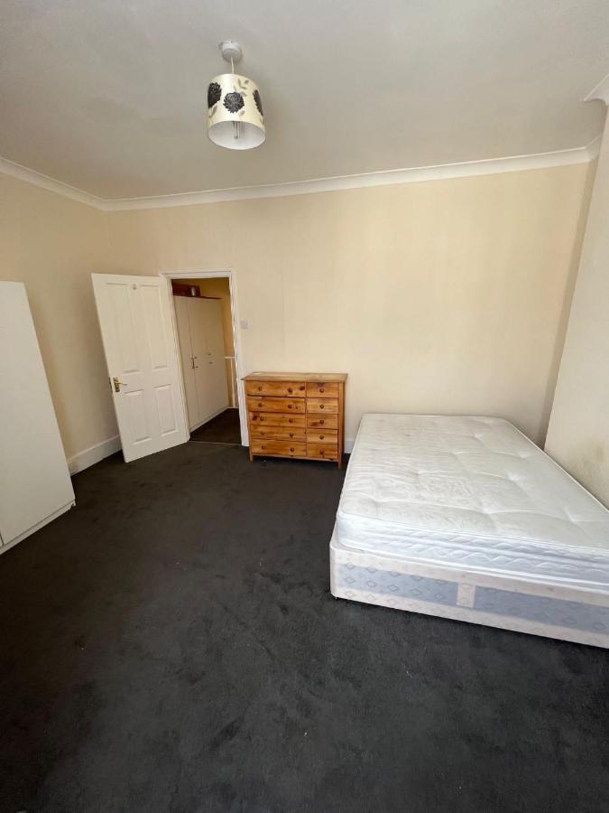 East London 2 Bedroom Apartment Eksteriør bilde
