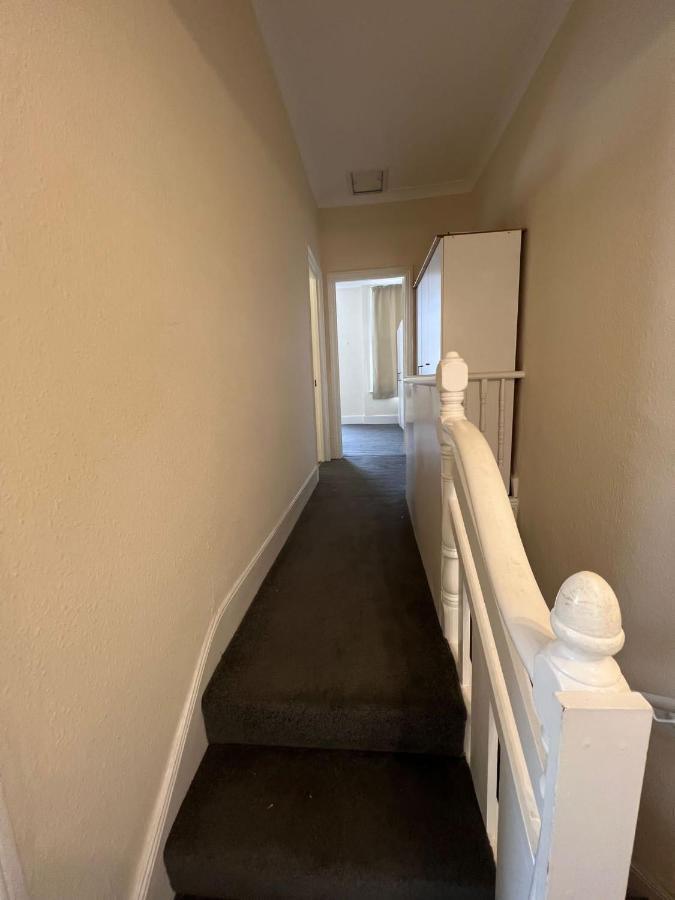 East London 2 Bedroom Apartment Eksteriør bilde
