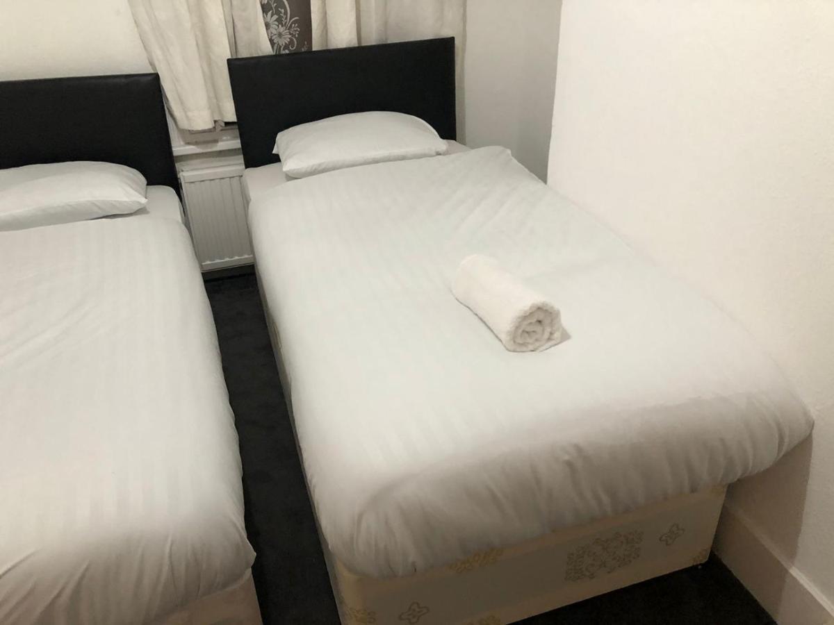 East London 2 Bedroom Apartment Eksteriør bilde