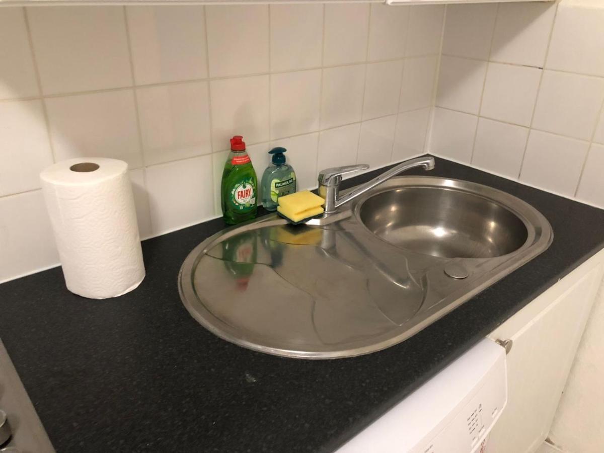 East London 2 Bedroom Apartment Eksteriør bilde
